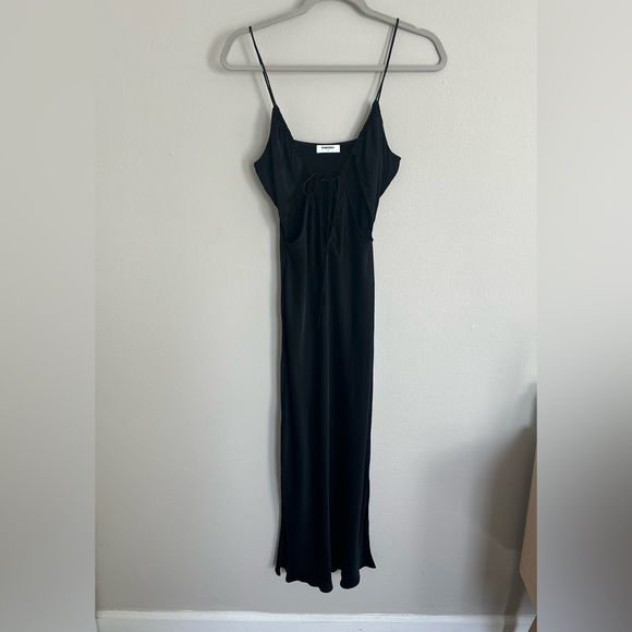 Rumored Brooklyn Baby Midi Dress - Picture 6 of 7